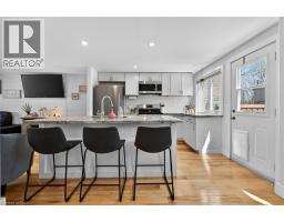 142 RICHARDSON Drive UnitNo. 12 - 10