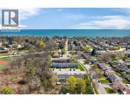 142 RICHARDSON Drive UnitNo. 12 - 32