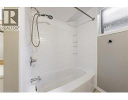 1292 GLANCASTER Road - 32