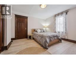 838 MOORE Street - 19