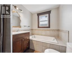 838 MOORE Street - 24