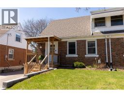 110 LORNE Crescent - 2