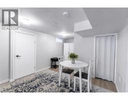 110 LORNE Crescent - 26