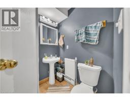 24 COLUMBIA Street W - 18