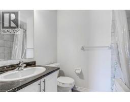 582 LINDEN Street - 23