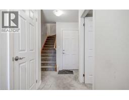 582 LINDEN Street - 27