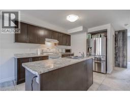 582 LINDEN Street - 5