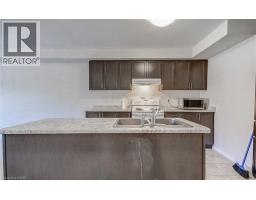 582 LINDEN Street - 7