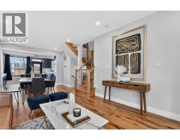 62 MOORE Crescent - 11