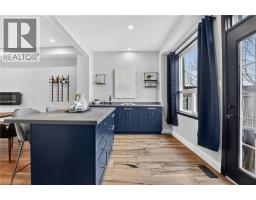 62 MOORE Crescent - 15