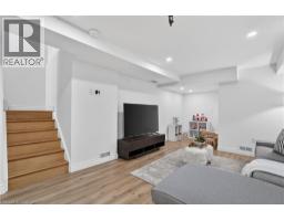 62 MOORE Crescent - 29