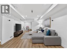 62 MOORE Crescent - 30