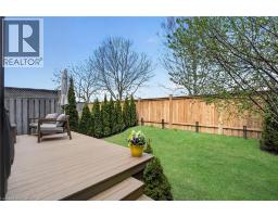 62 MOORE Crescent - 32