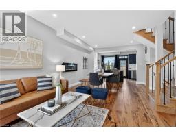 62 MOORE Crescent - 4