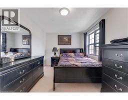 550 DANSBURY Drive - 23