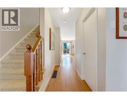 550 DANSBURY Drive - 4