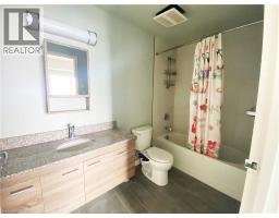 318 SPRUCE Street UnitNo. 1501 - 5