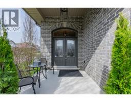 692 HALIFAX Road - 2