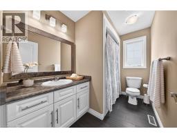 692 HALIFAX Road - 33