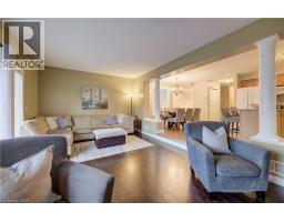 23 NORTHCLIFFE Crescent - 16
