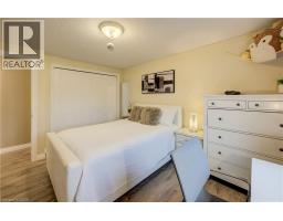 23 NORTHCLIFFE Crescent - 27