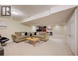 23 NORTHCLIFFE Crescent - 31