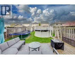 23 NORTHCLIFFE Crescent - 36