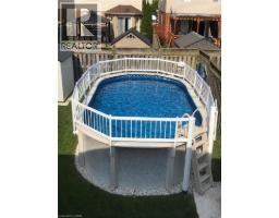 23 NORTHCLIFFE Crescent - 39