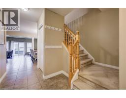 23 NORTHCLIFFE Crescent - 5