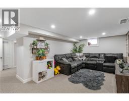 129 AHRENS Street W - 33