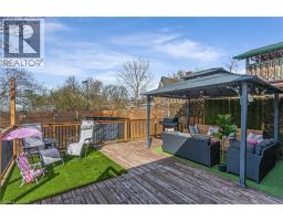 129 AHRENS Street W - 5