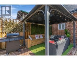 129 AHRENS Street W - 7