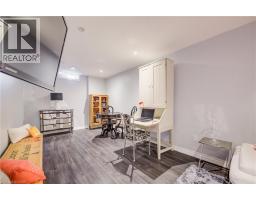 101 ESSEX POINT Drive - 31