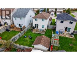 255 HIGHBROOK Crescent - 39