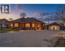 440 CHURCHILL Avenue - 1