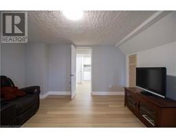 187 CLOVER Place - 36