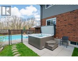 21 HUGHSON Street - 34