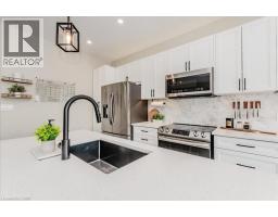 186 JACOB Street E - 14