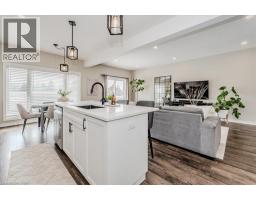 186 JACOB Street E - 17