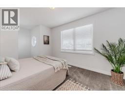 186 JACOB Street E - 24