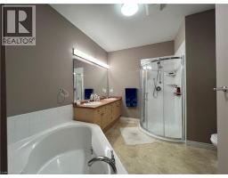 1574 RICHMOND Street UnitNo. 7 - 11