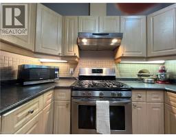 1574 RICHMOND Street UnitNo. 7 - 8