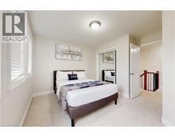 79 HINRICHS Crescent - 18