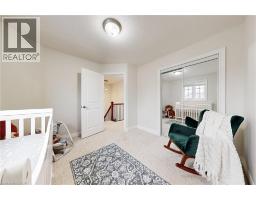 79 HINRICHS Crescent - 21