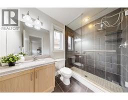 79 HINRICHS Crescent - 26