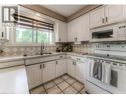 11 COACH HILL Drive - 18