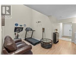 320 HAMILTON Drive UnitNo. 10 - 10
