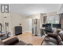 320 HAMILTON Drive UnitNo. 10 - 11