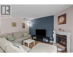 320 HAMILTON Drive UnitNo. 10 - 21