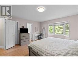 320 HAMILTON Drive UnitNo. 10 - 25